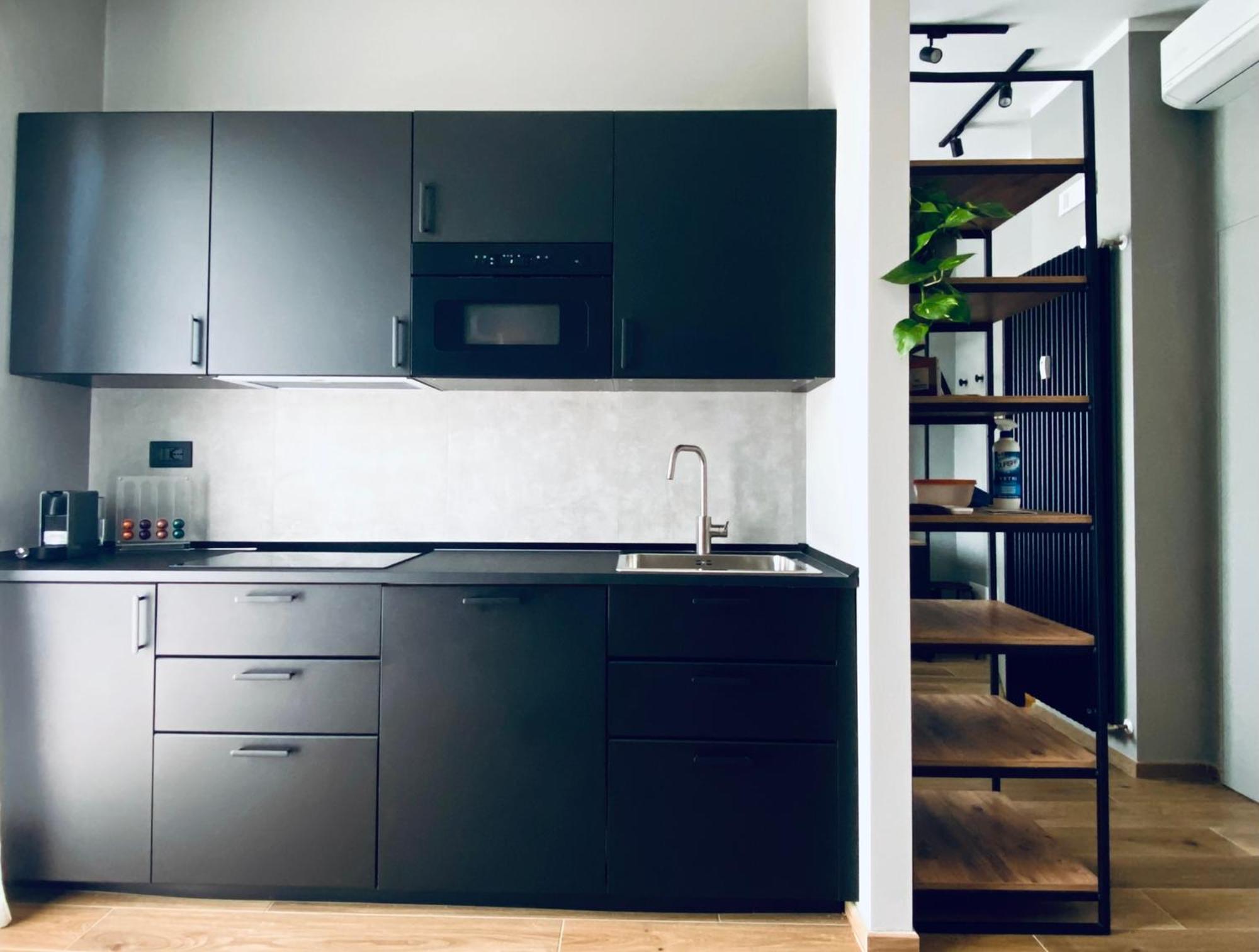 M4 Black Monolocale Moderno E Funzionale Σκαντίτσι Εξωτερικό φωτογραφία